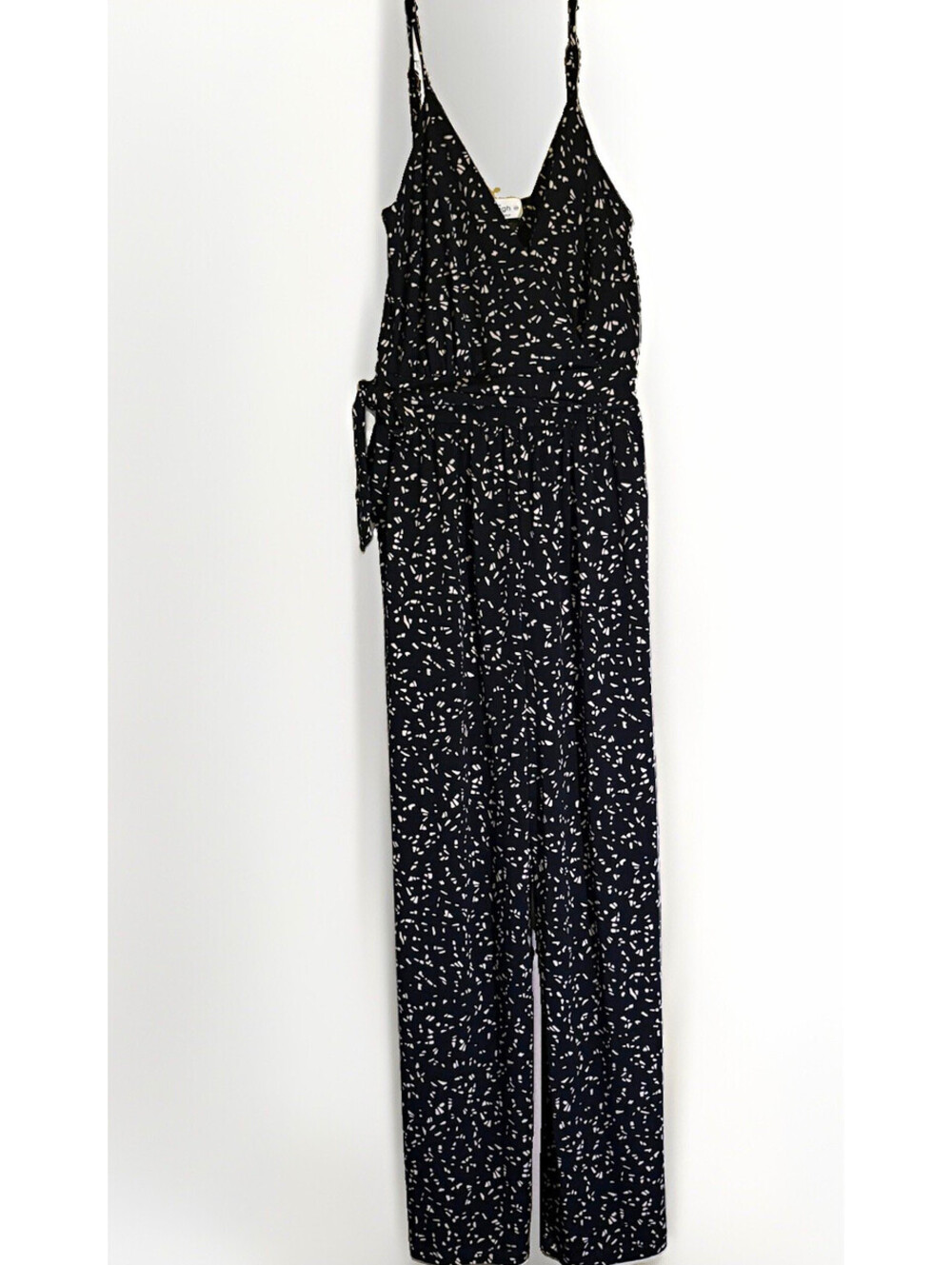 Kaileigh Women's small Black/White Abstract V-Neck Spaghetti Strap Tie Jumpsuit